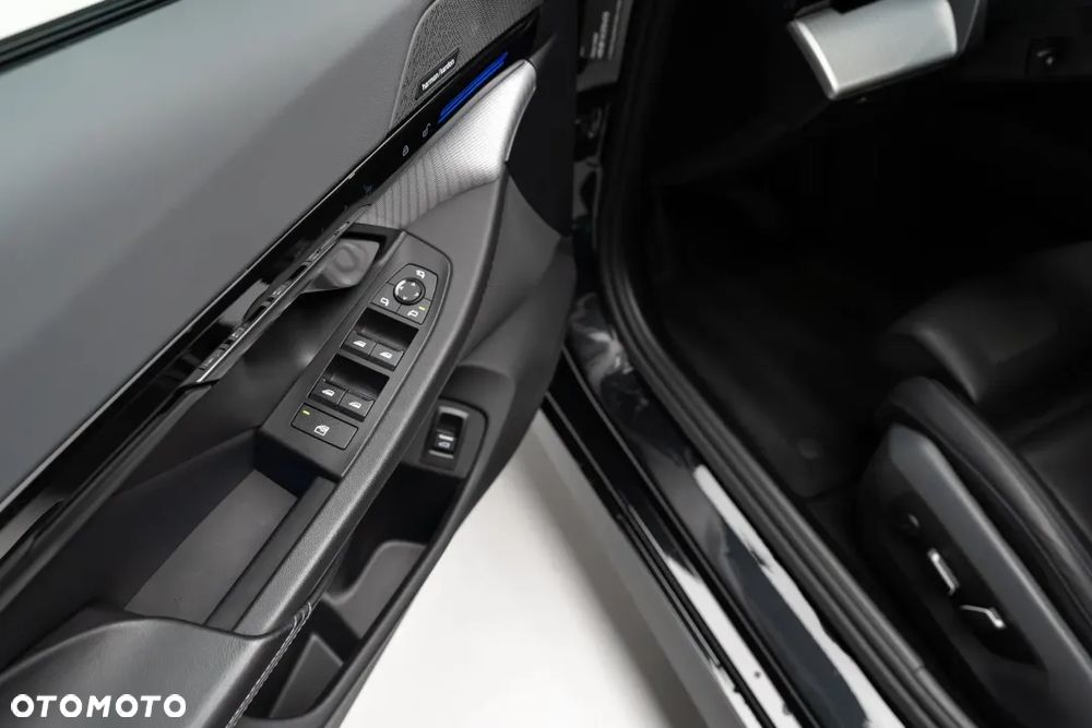 BMW Seria 5 520d xDrive mHEV M Sport - 31