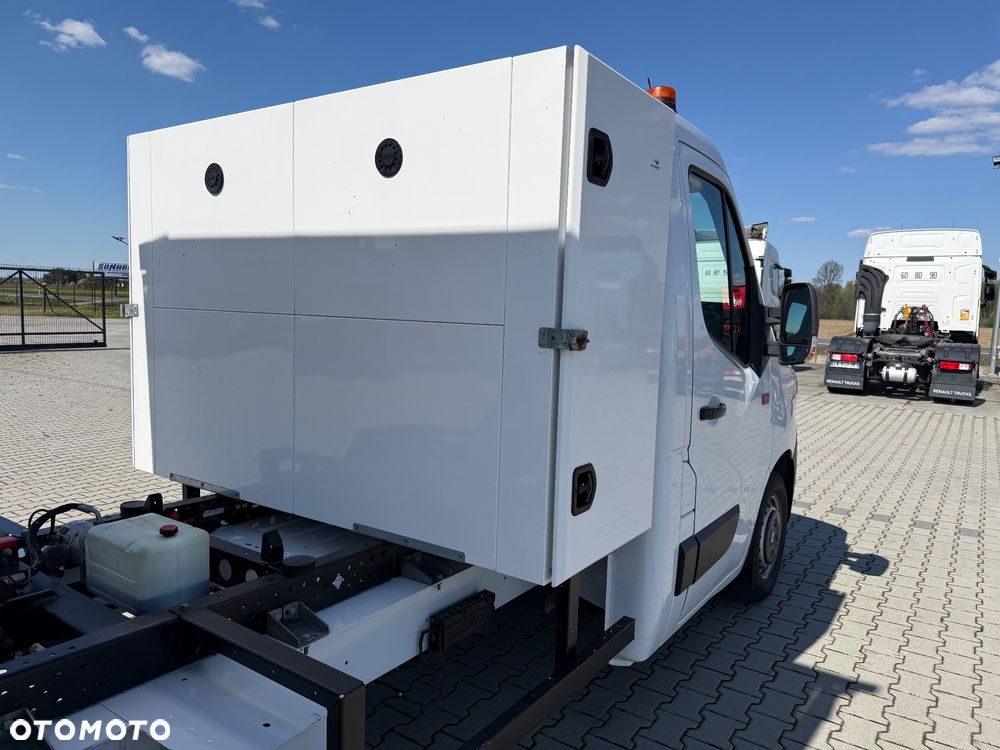 Renault MASTER 145 / WYWROTKA / NOWY MODEL / KLIMA / KUFER / Z FRANCJI / STAN BDB / / / - 17