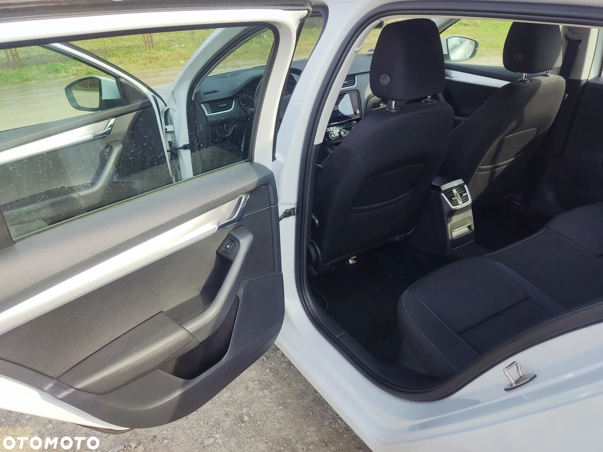 Skoda Octavia 2.0 TDI Ambition - 14
