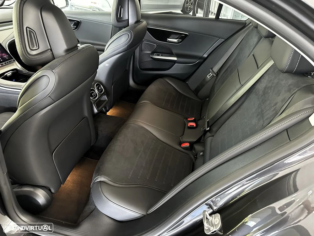 Mercedes-Benz C 300 de AMG Line - 11