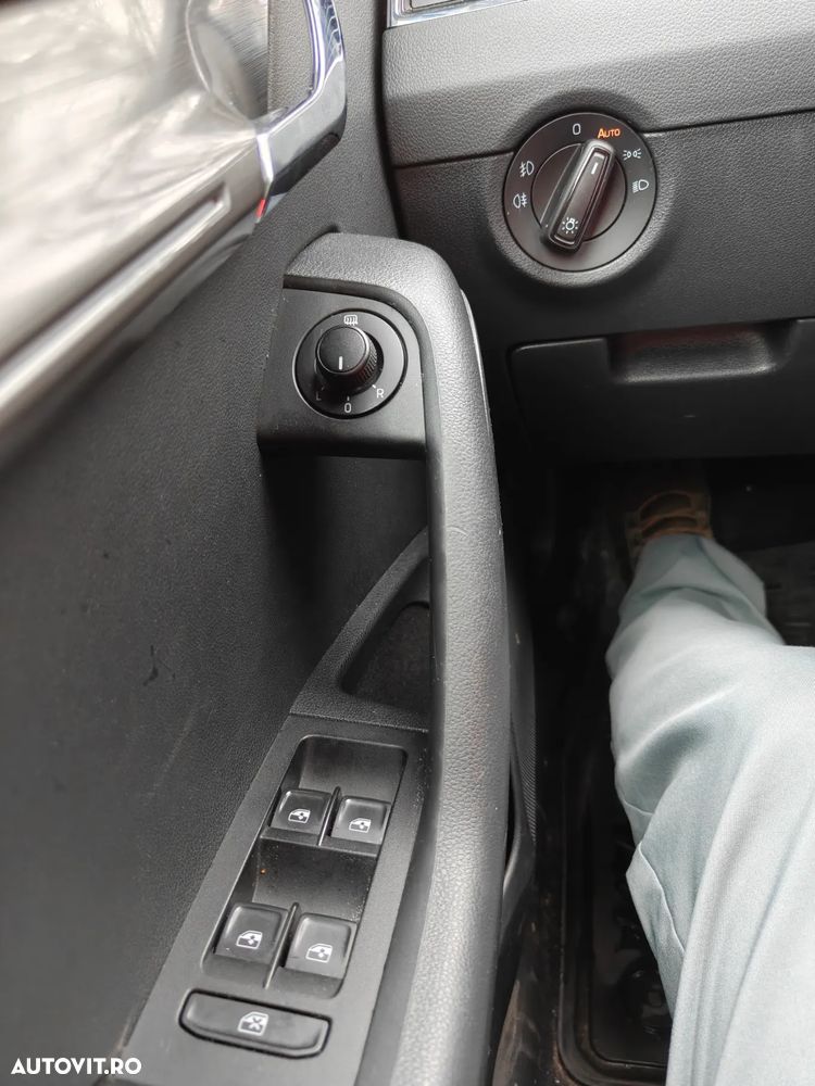 Skoda Octavia 2.0 TDI DSG 4X4 RS - 16