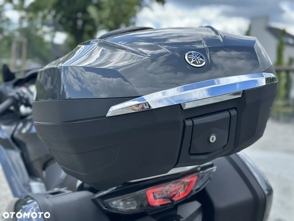 Yamaha FJR - 32