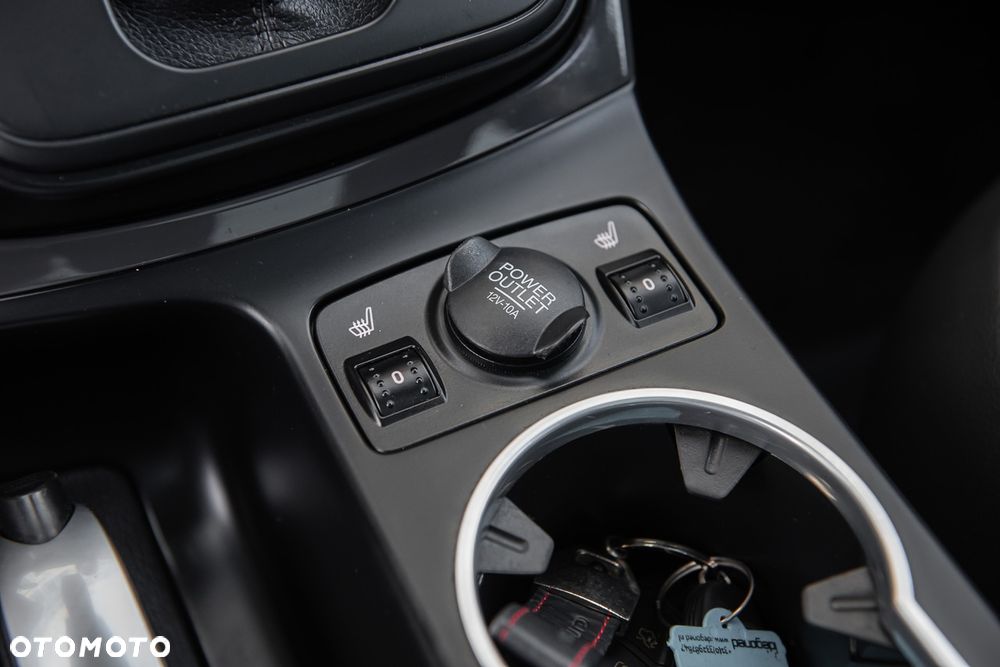 Ford Kuga - 28