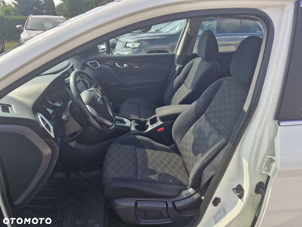 Nissan Qashqai - 13
