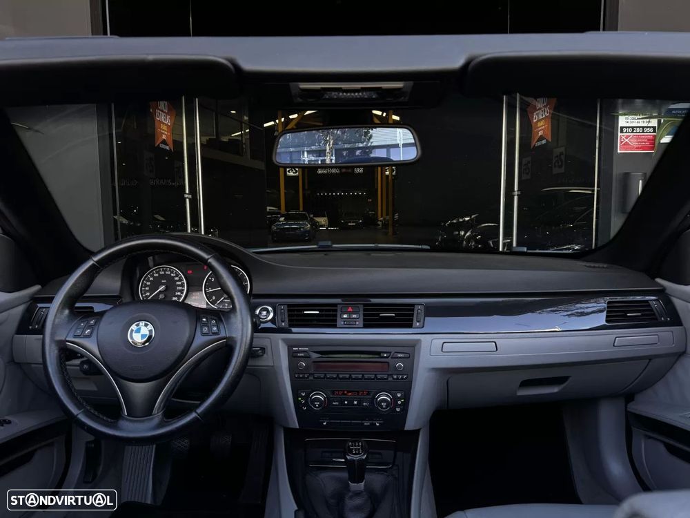 BMW 320 i Cabrio - 26