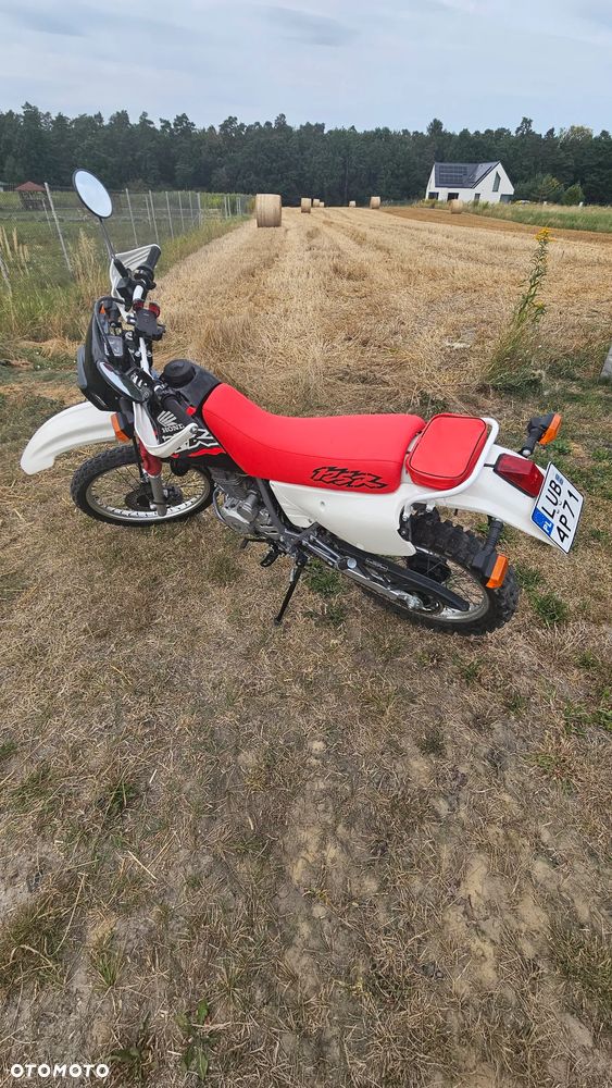 Honda XLR - 11