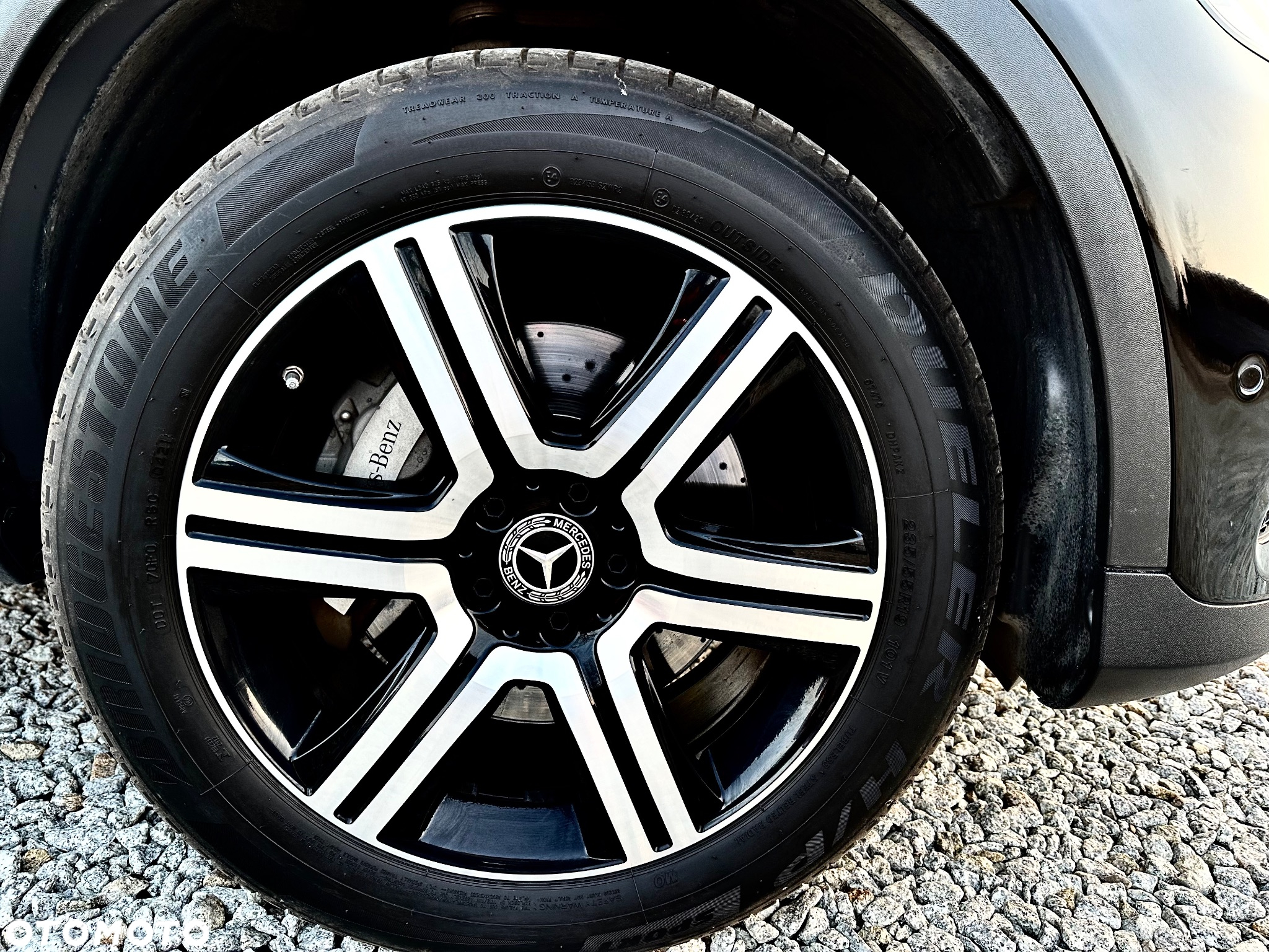 Mercedes-Benz GLC 300 e 4-Matic - 29