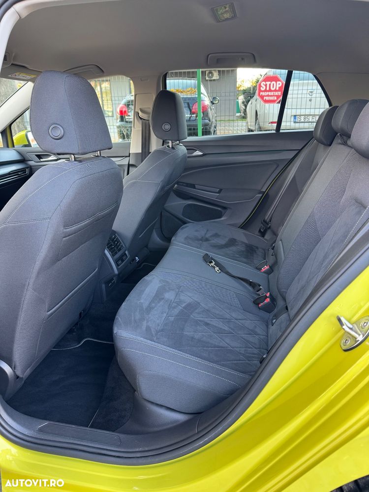 Volkswagen Golf 1.5 eTSI ACT DSG MHEV Style - 10