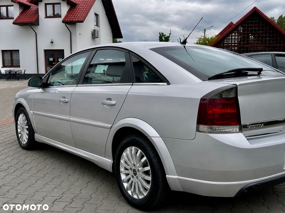 Opel Vectra 1.8 - 4