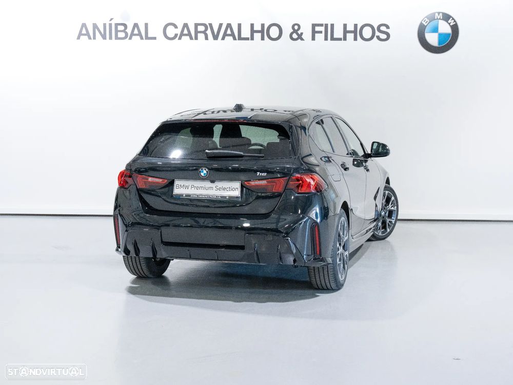 BMW 116 Standard - 2
