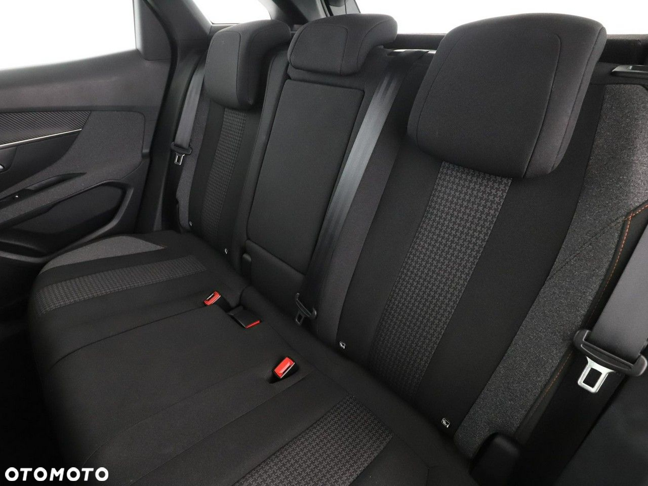 Peugeot 3008 PureTech 130 Stop & Start GPF Active Pack - 17