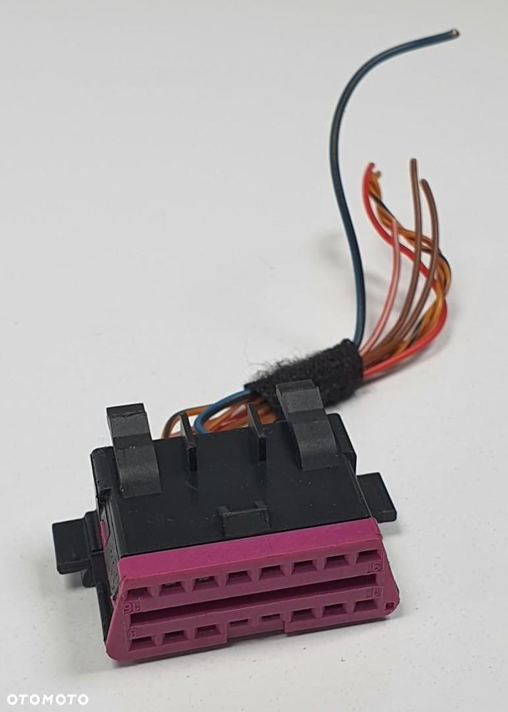 GNIAZDO DIAGNOSTYCZNE OBD2 SKODA CITIGO 3A0972695A - 1