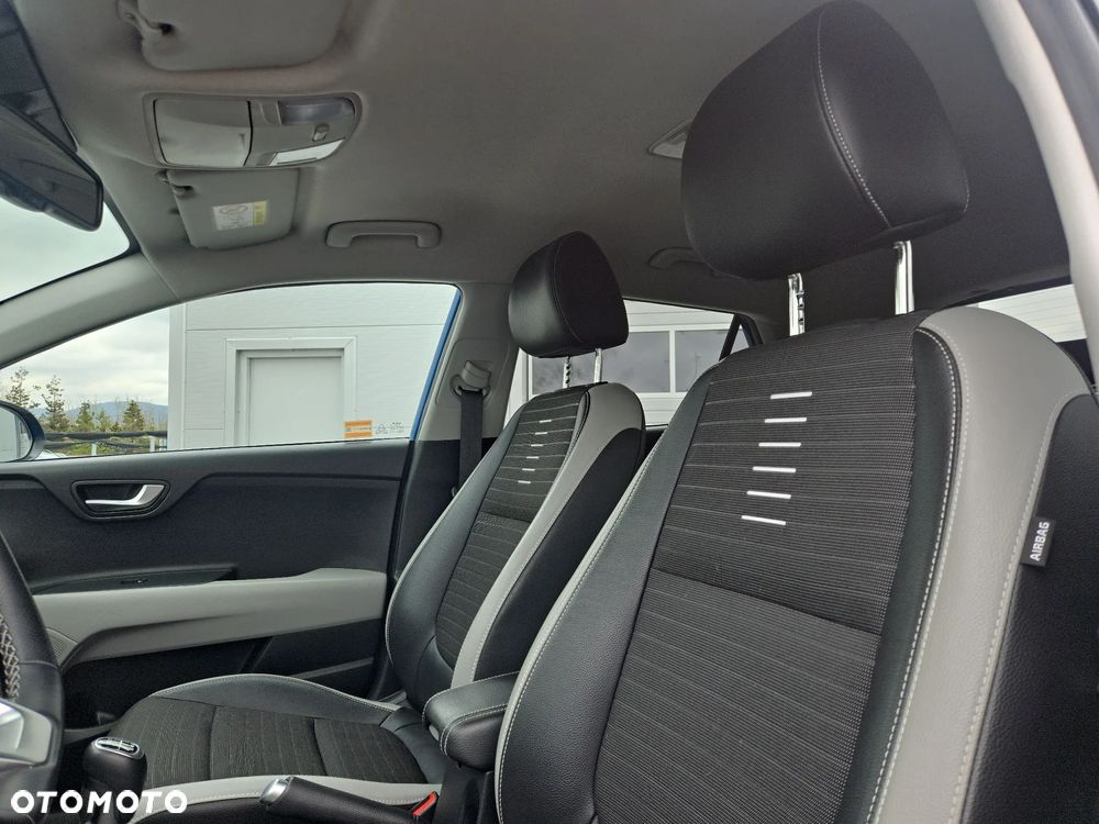 Kia Stonic 1.0 T-GDI L Business Line - 12