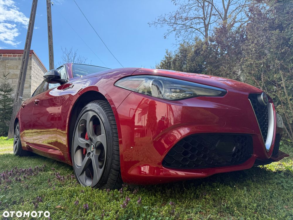 Alfa Romeo Giulia 2.0 Turbo 16V AT8-Q4 Veloce Ti - 23
