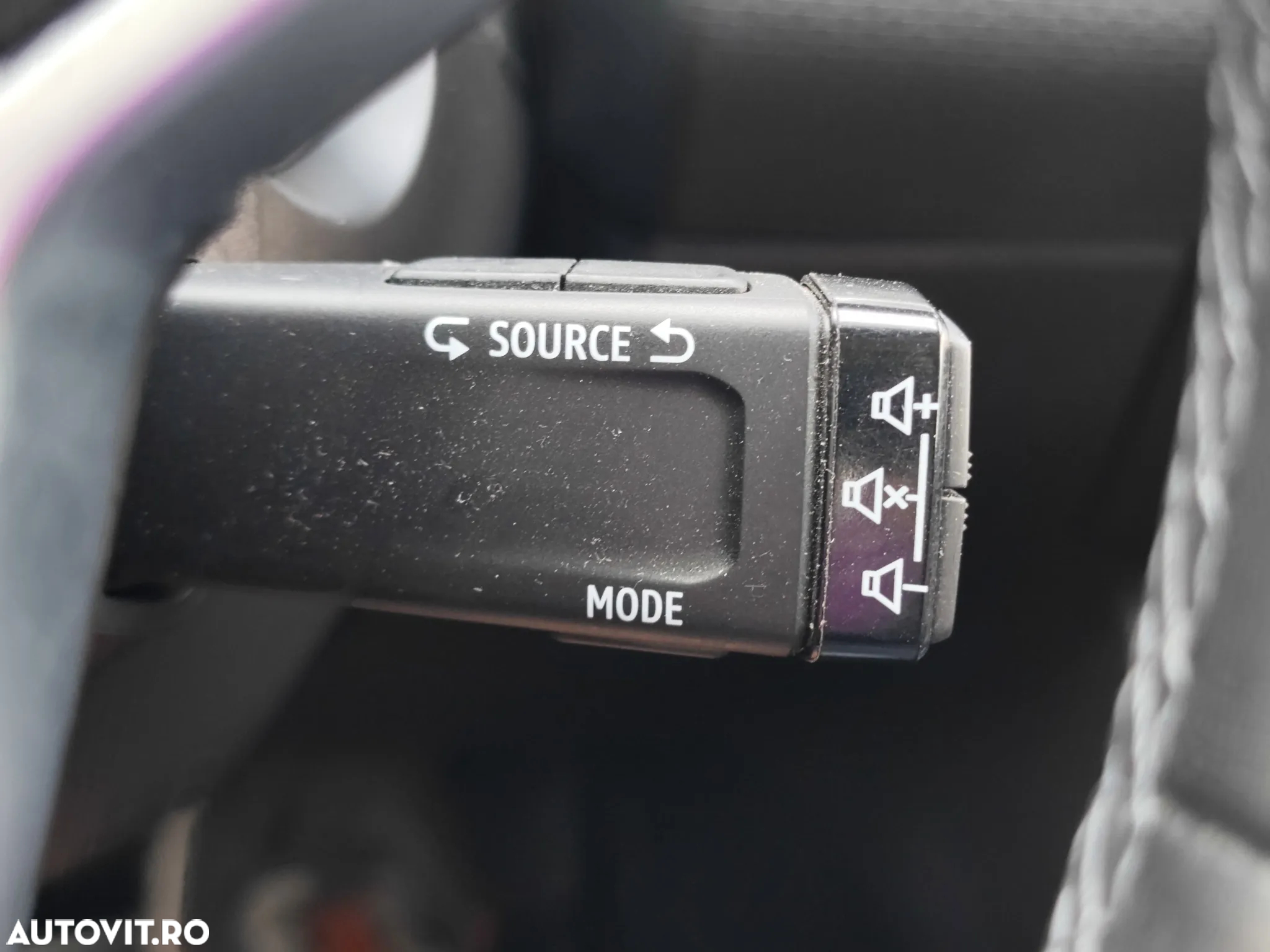 Renault Clio E-TECH Hybrid 140 ZEN - 29