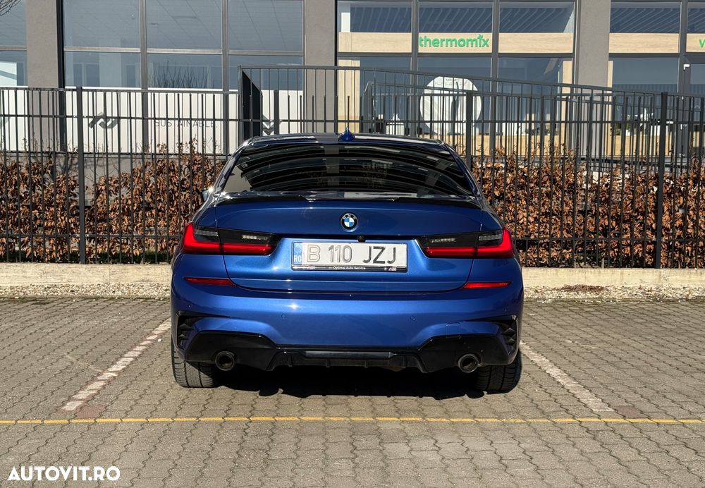 BMW Seria 3 320d xDrive AT MHEV - 13