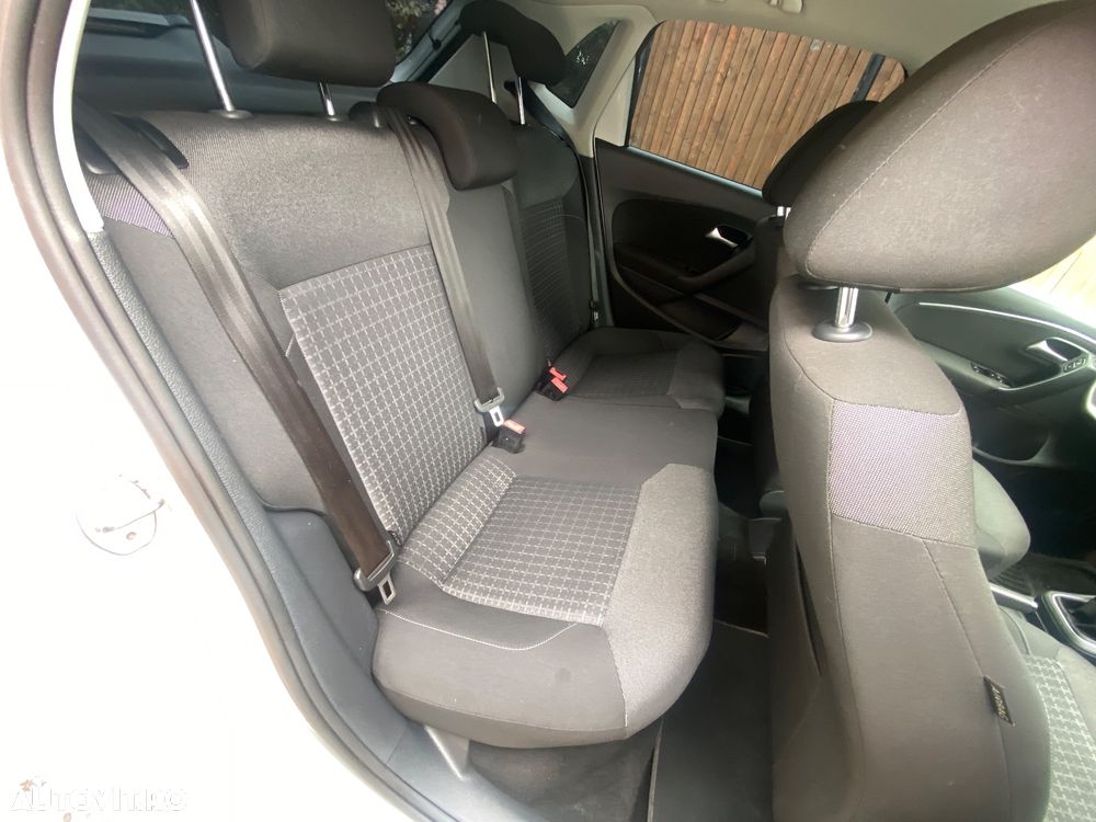 Volkswagen Polo - 23