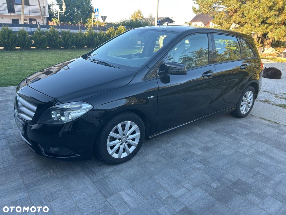 Mercedes-Benz B-Class 2012 photo 3