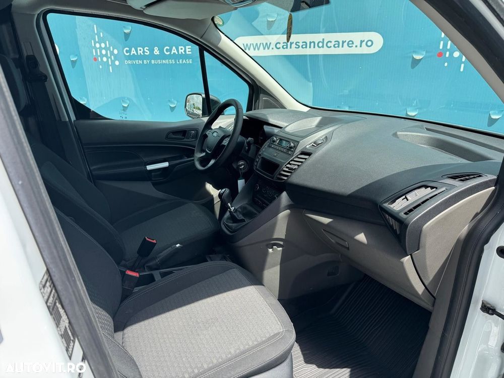 Ford Transit Connect - 17