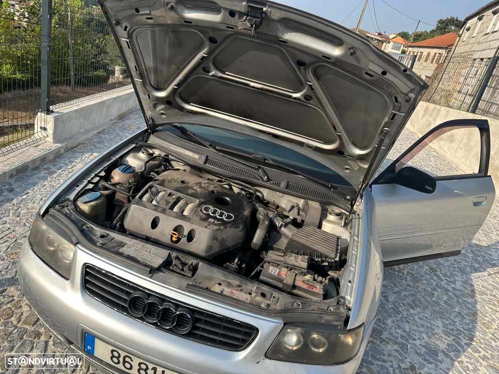 Audi A3 1.6 - 4