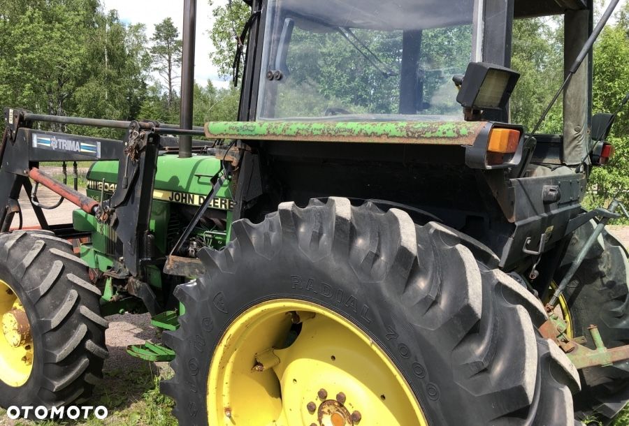 John Deere 2040 - 23