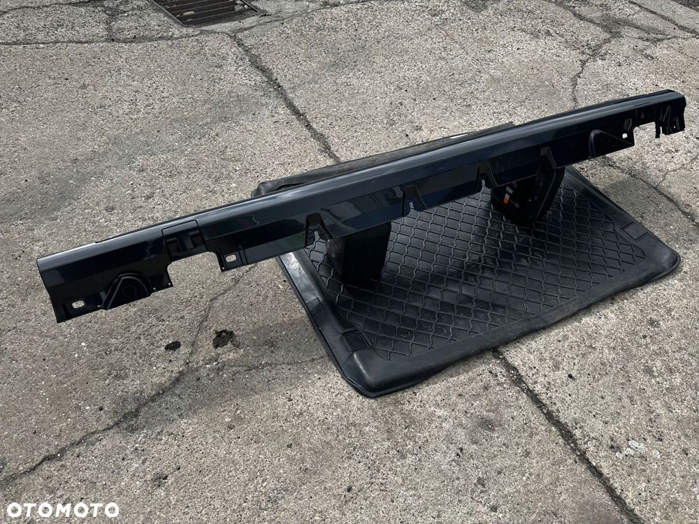 listwa progowa próg amg c klasa 205 w205 cabrio - 6