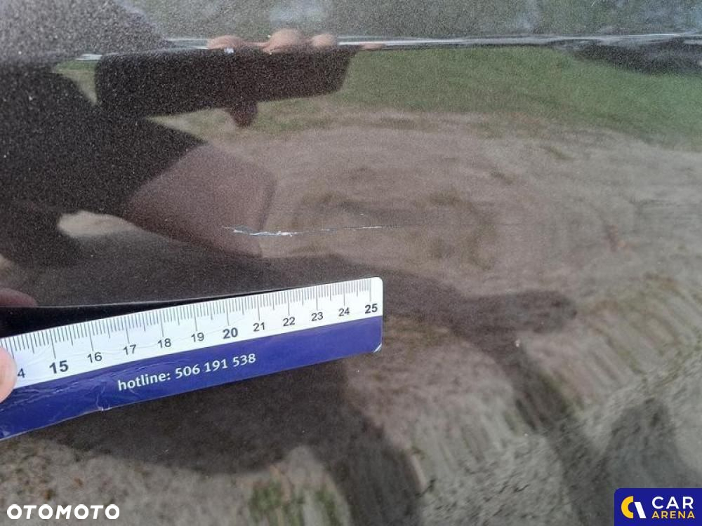 Toyota Camry - 34