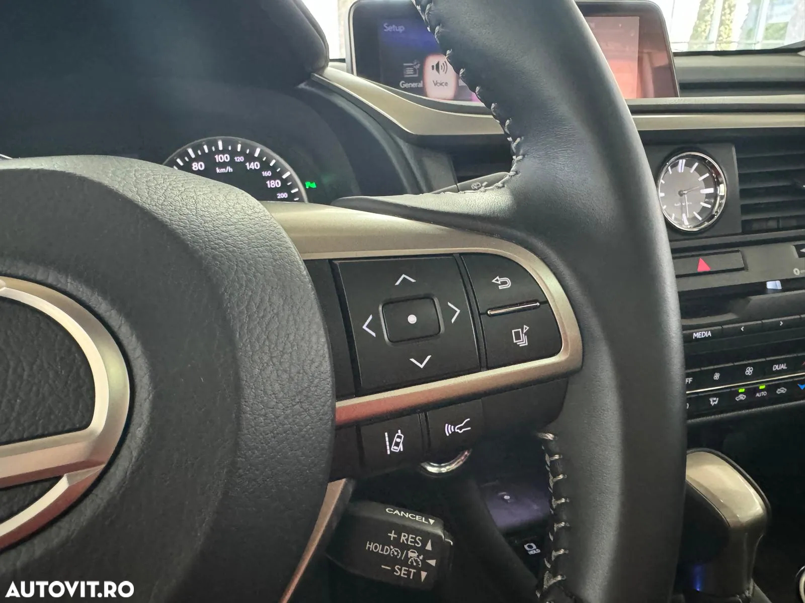 Lexus Seria RX 450h Aut. Luxury (trapa panoramica) - 27