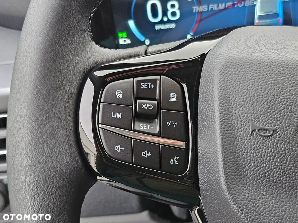 Ford Tourneo Custom 2.0 EcoBlue 320 L2 Titanium - 24