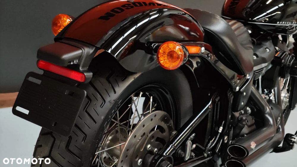 Harley-Davidson Softail Street Bob - 8