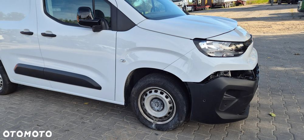 Citroën BERLINGO - 11