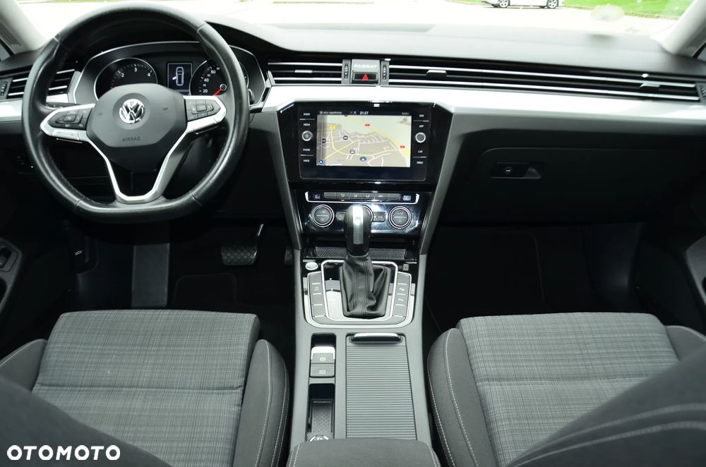Volkswagen Passat - 19