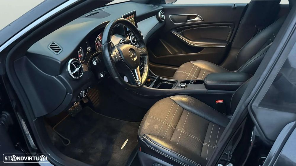 Mercedes-Benz CLA 180 d 7G-DCT Urban - 10