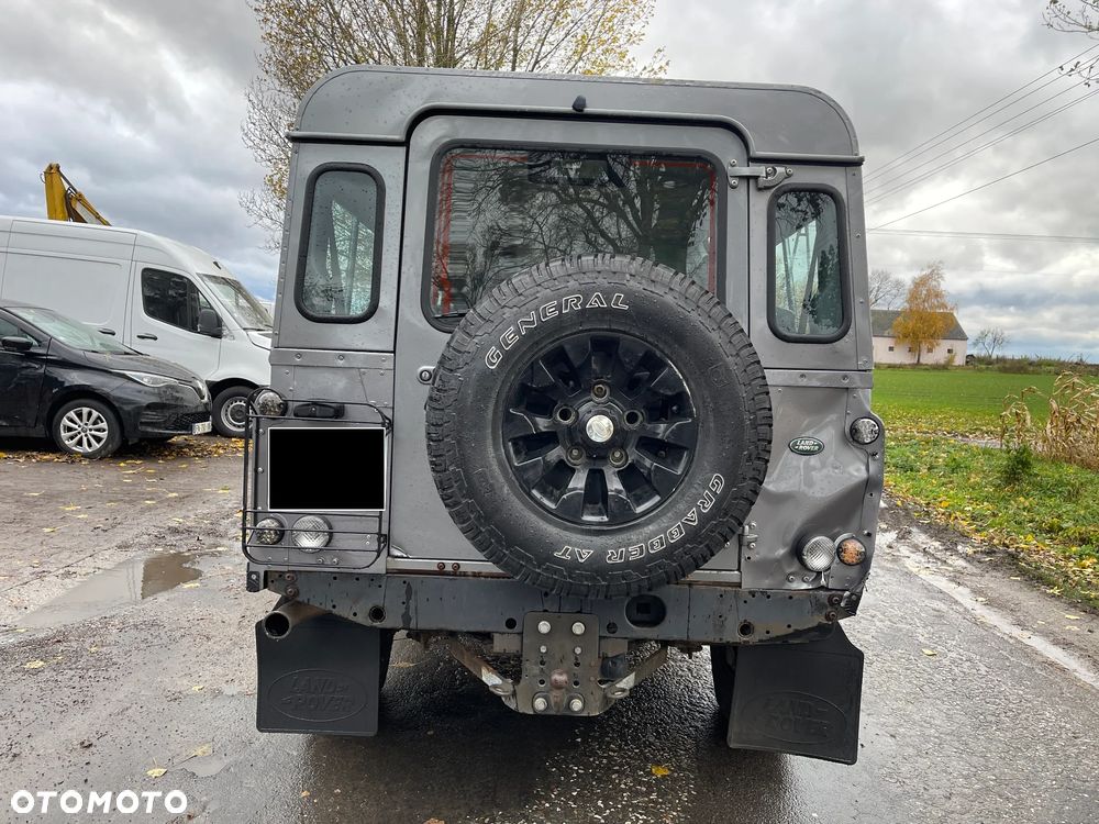Land Rover Defender 110 DPF Station Wagon Adventure - 25