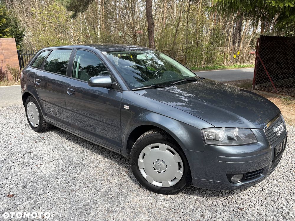 Audi A3 Sportback 1.6 Attraction - 3