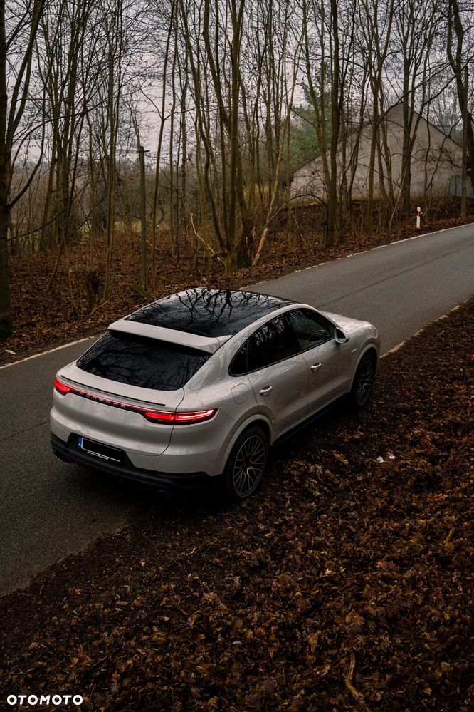 Porsche Cayenne Coupe E-Hybrid - 11