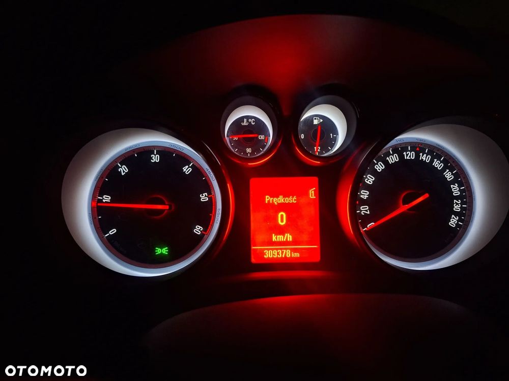 Opel Astra 1.7 CDTI Cosmo - 14