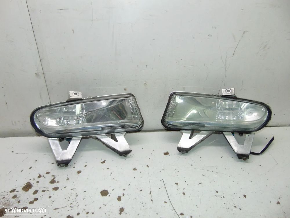 Peugeot 406 faróis nevoeiro - 1