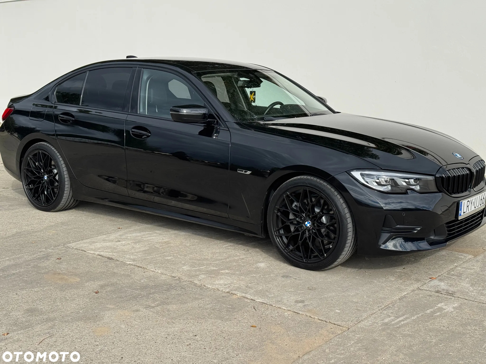 BMW Seria 3 330e Sport Line - 15