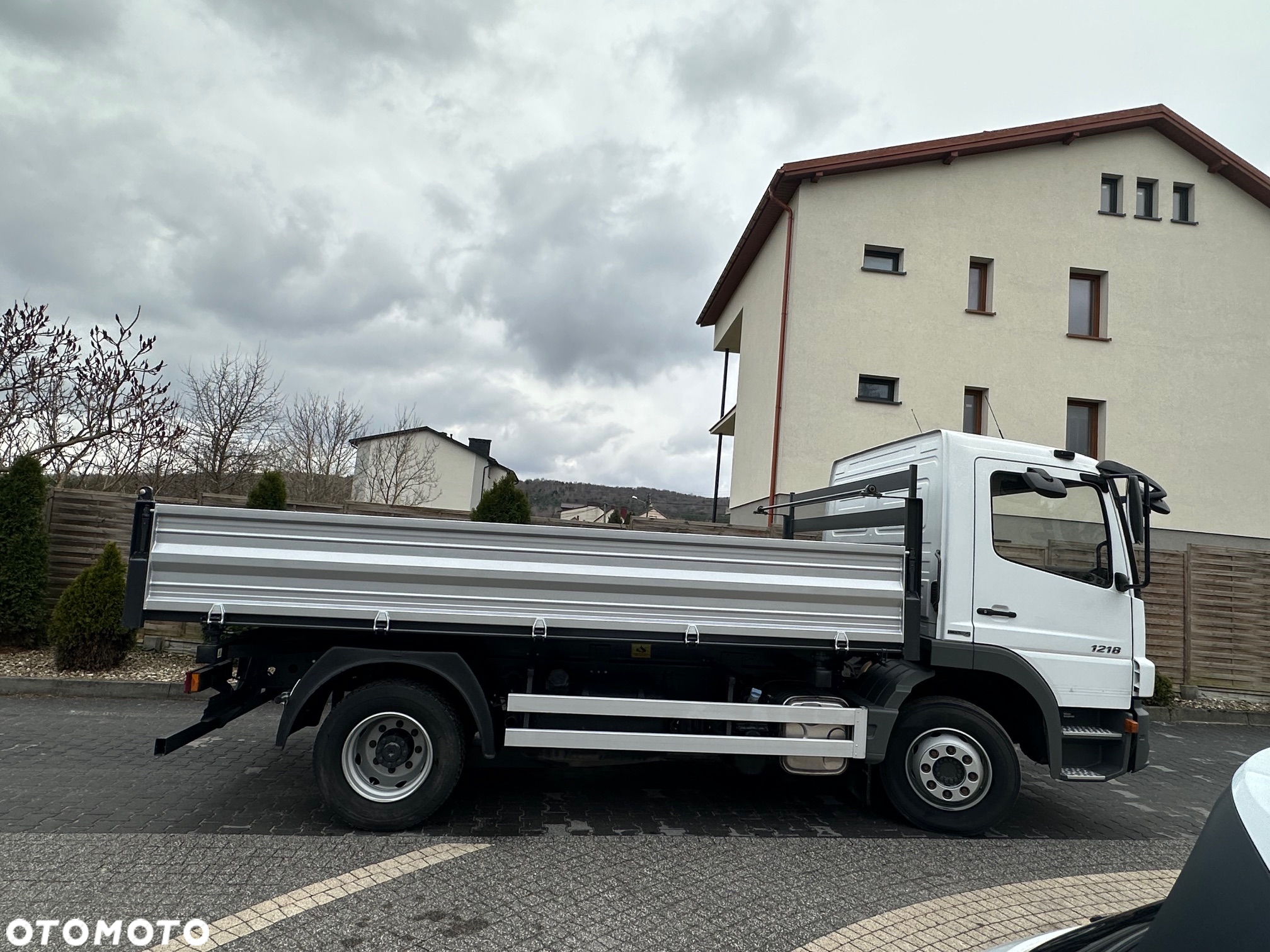 Mercedes-Benz Atego 1218 Wywrotka 2013 / 2015 - 3