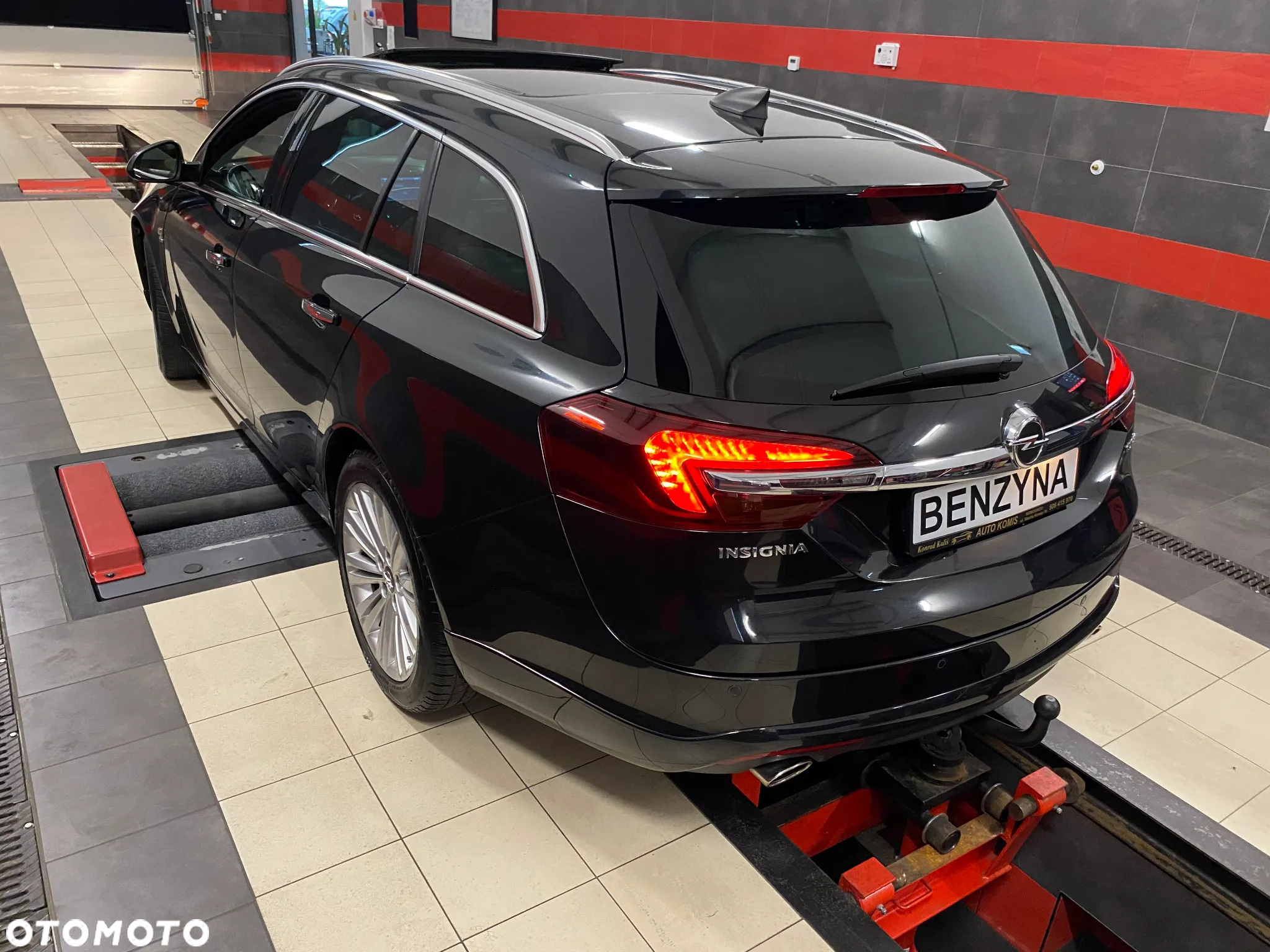 Opel Insignia 1.6 SIDI T Sports Tourer ecoFLEXStart/Sto Innovation - 10