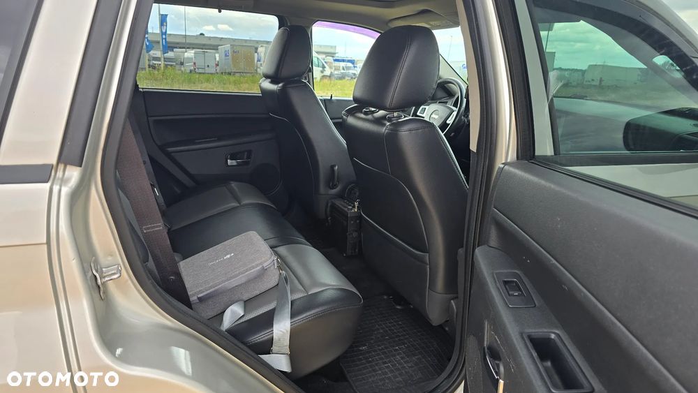 Jeep Grand Cherokee 3.7 4x4 Laredo - 12