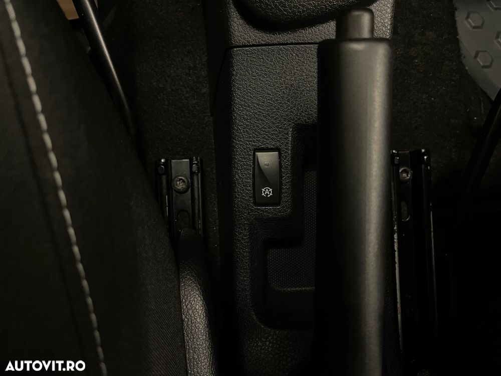 Dacia Logan 0.9 TCe Laureate - 16