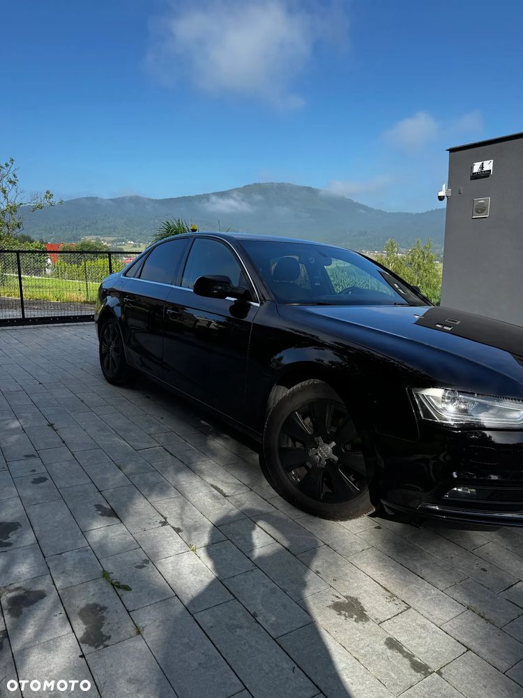Audi A4 Limousine - 3