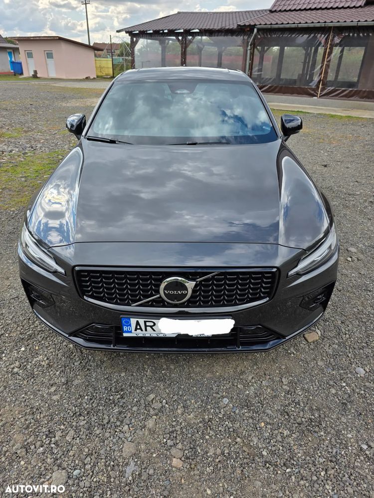 Volvo S60 B5 B AWD Ultimate Dark - 1