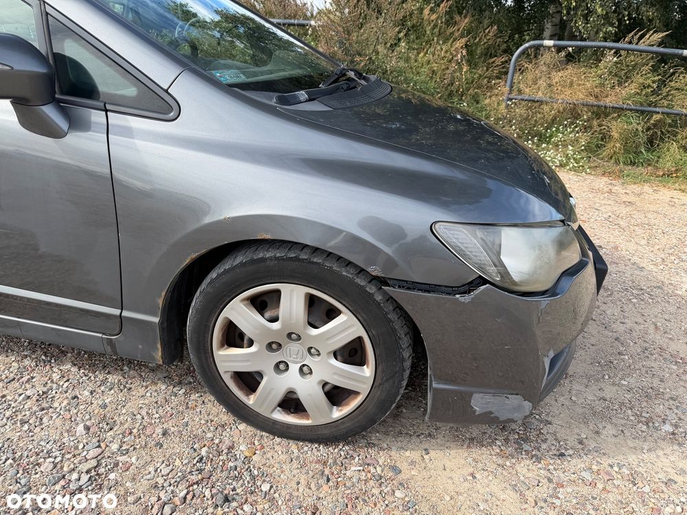 Honda Civic 1.8 Comfort - 2