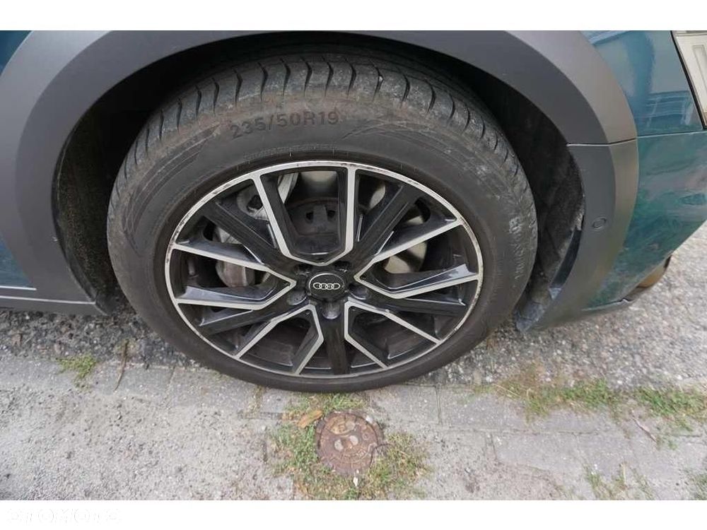 Audi A6 Allroad - 19