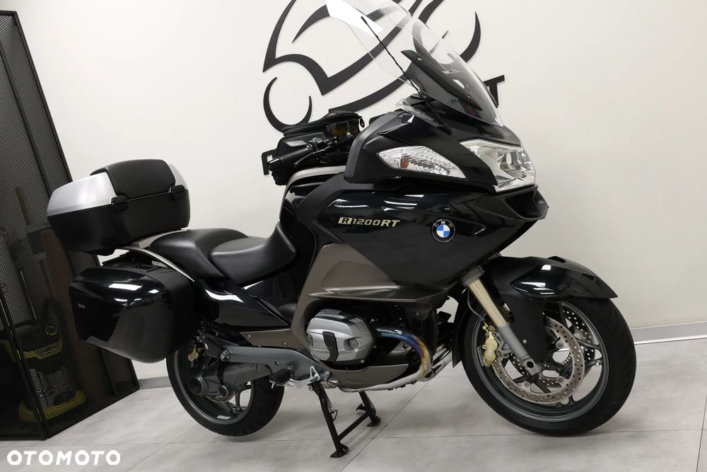 BMW R - 8