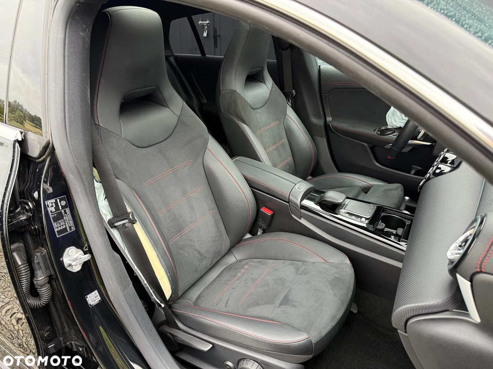 Mercedes-Benz CLA 200 d Shooting Brake 8G-DCT AMG Line - 26