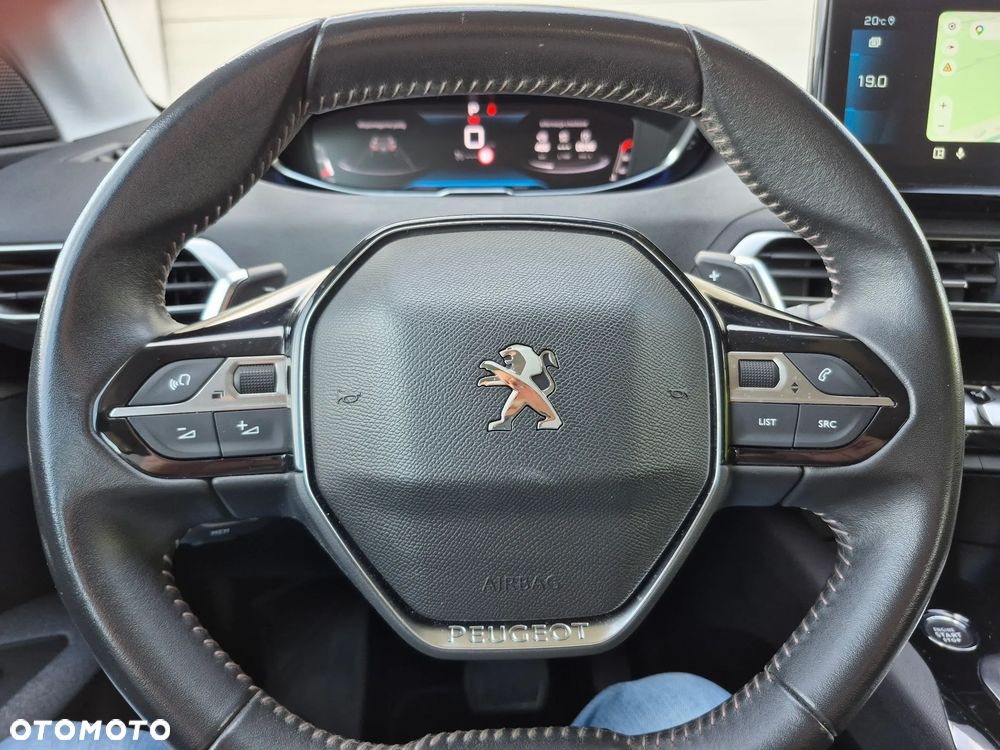 Peugeot 3008 1.5 BlueHDi Active Pack S&S EAT8 - 15